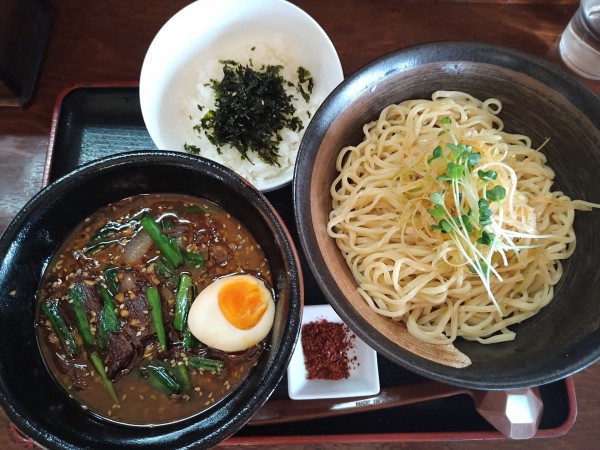 「【限定】韓国風牛ハラミの旨辛つけ麺（〆ご飯付き）￥1000」@和風らーめん 凪の写真