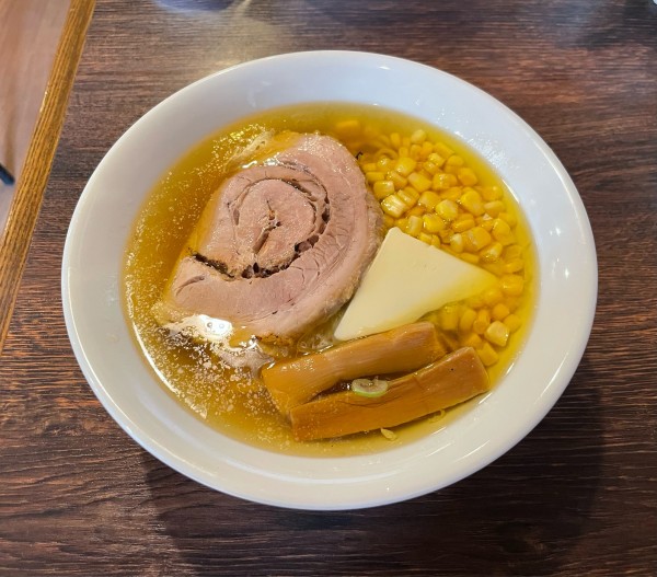 「【限定】塩バターコーンラーメン」@麺屋 真心の写真