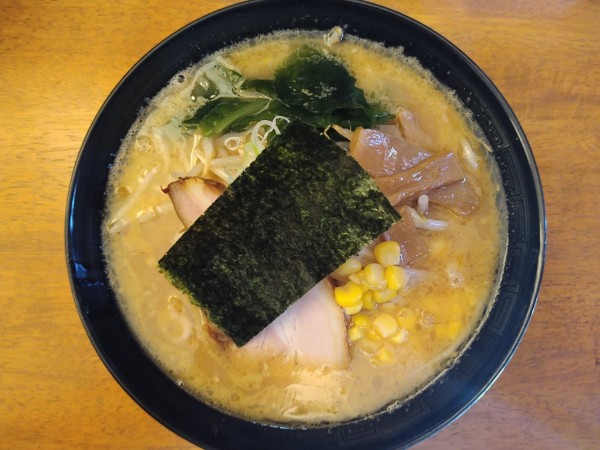 「札幌濃厚味噌らーめん」@麺家しらかばの写真