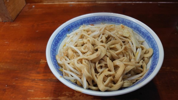 「ラーメン/ニンニク/アブラマシ」@蓮爾 新町一丁目店の写真