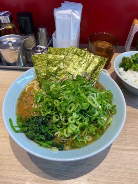 「ネギラーメン　中盛」@らーめん 尾又家の写真