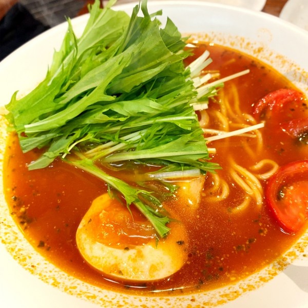 「トマトらーめん」@らーめん 愛彩流の写真