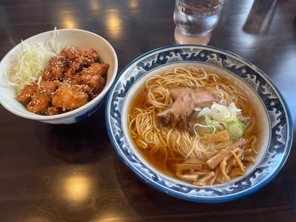 「中華そば・鶏唐揚げ丼」@斗香庵  OJIMAの写真
