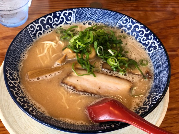 「味噌豚骨ラーメン」@博多ラーメン鶴亀堂 鶴ヶ島店の写真