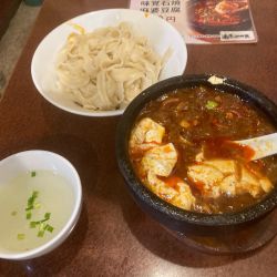 石焼麻婆刀削麺
