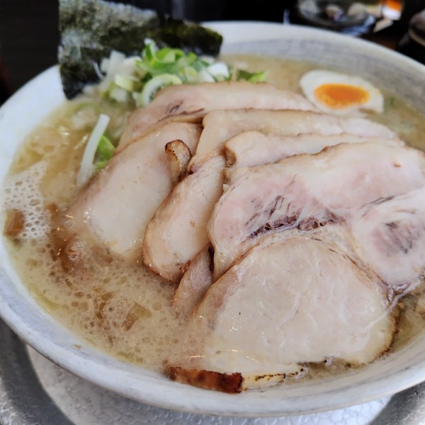 「豚骨チャーシュー」@三豊麺 糀谷店の写真