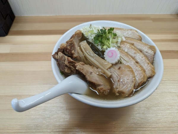 「チャーシュー麺　はじチャーシュー」@麺屋ソルトの写真