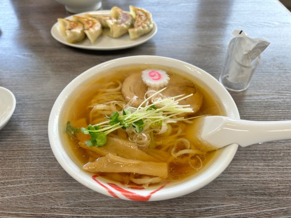 「しょうゆラーメン」@佐野ラーメン いってつの写真
