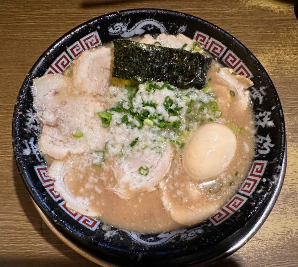 「Wスープ チャーシューメン」@無鉄砲 大阪店の写真