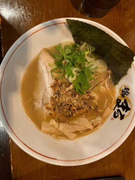 「濃厚煮干中華＋炒飯」@屋台中華まるの写真