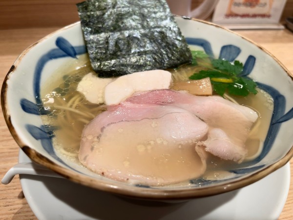 「蛤としじみのらぁ麺」@貝と煮干し、時々濃厚の写真