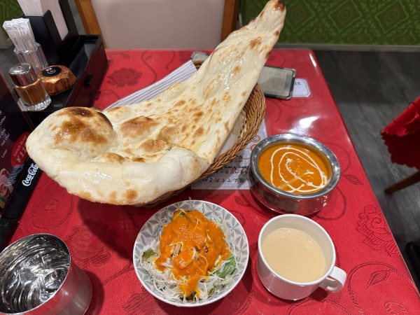 「日替わりセット（4辛・ナン・サラダバー・スープバー）770円」@スターサンジ LABI1高崎店の写真