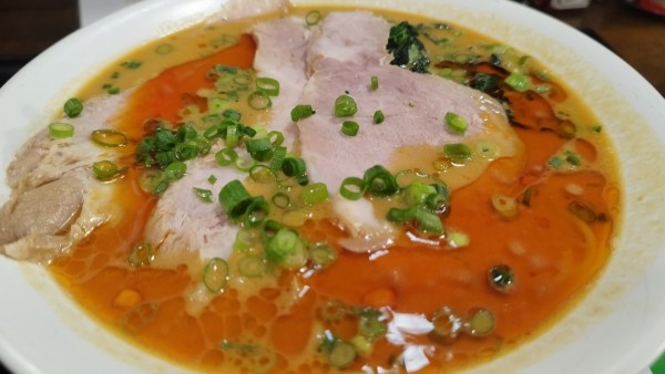 「香椒担々麺（850円）＋替玉（150円）」@流行るより愛される一杯をの写真