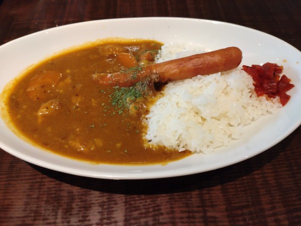 「ソーセージカレー　１０００円」@アイヒェン プラッツの写真