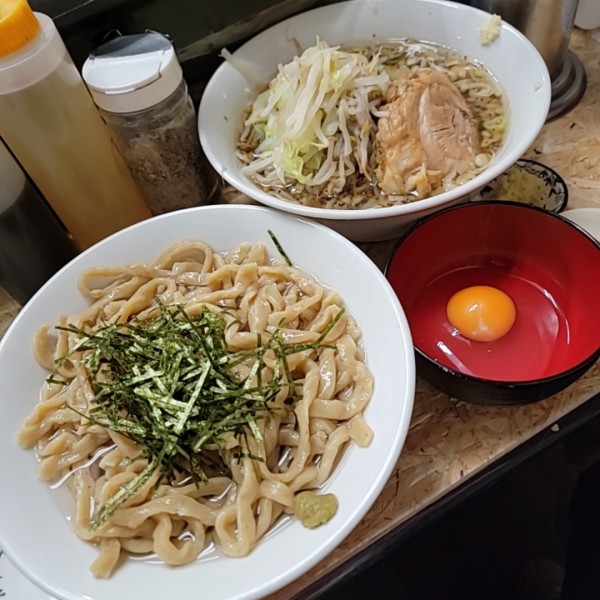 「【1周年限定】昆布水つけまさき 麺少なめ火の粉生姜別皿生卵」@自家製麺 まさき（非乳化） 2号店の写真
