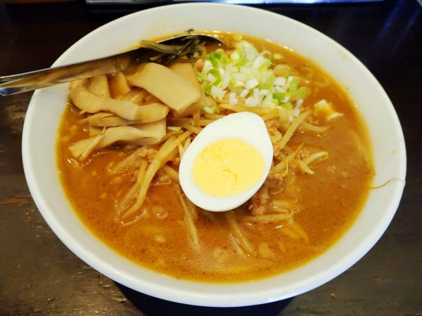 「カレーラーメン（1,000円）」@サッポロラーメン 味七 本店の写真