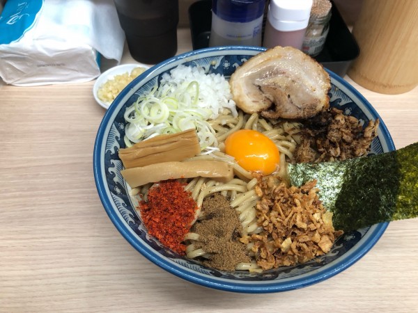 「まぜそば特」@狼煙 大宮店の写真