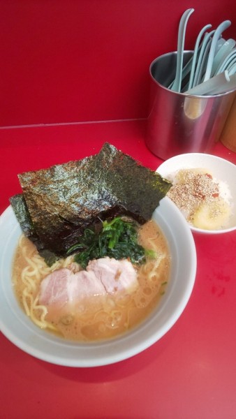 「並800ゑ〜ん」@横浜ラーメン 武蔵家 大井町店の写真