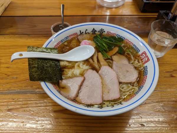 「チャーシューワンタン麺　大盛り」@とら食堂の写真