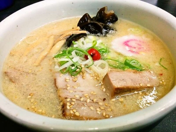 「塩らーめん」@らーめん山頭火 旭川本店の写真