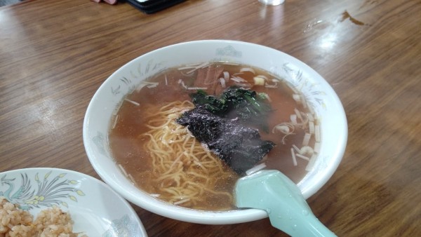「Bセット(ラーメンと半チャーハン、フルーツ)税込800円」@めん郷の写真