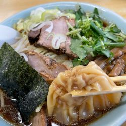 チャーシューワンタン麺