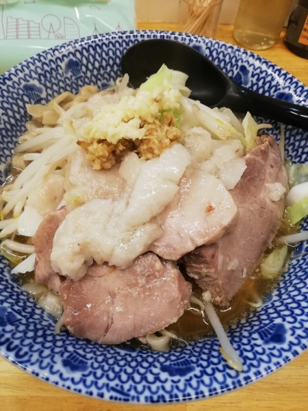 「【限定】背脂ニンニク醤油ラーメン」@らーめん きじとらの写真