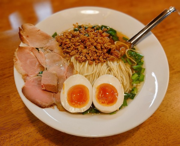 「台湾らぁ麺(塩)」@らぁ麺はうす Sumika0の写真