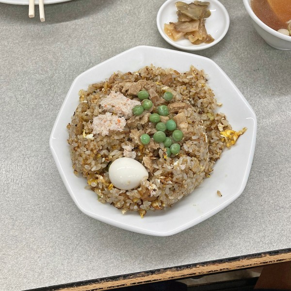 「五目チャーハン」@中華やの写真