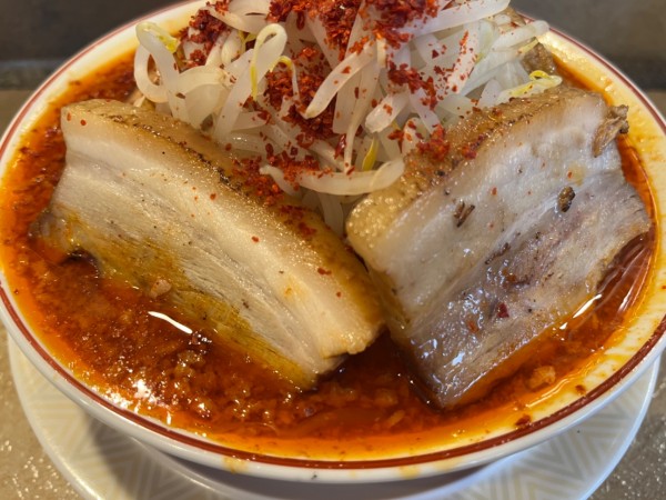 「辛マンモスラーメンもやし」@泪橋 溝の口店の写真