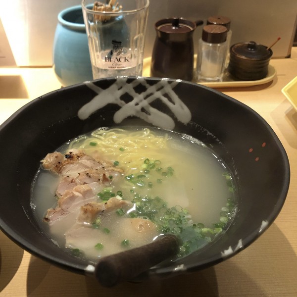 「鶏白湯ラーメン」@串助 雷門店の写真