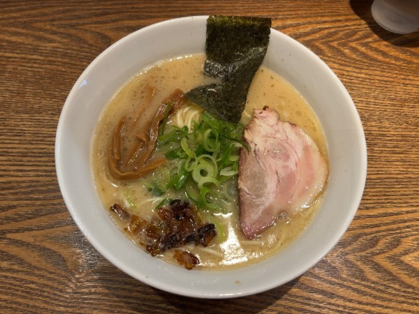 「貝の旨味の塩らーめん」@中華そば うめやの写真