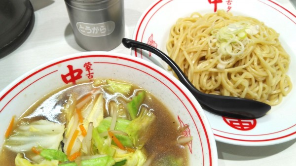 「冷し醤油タンメン￥870・野菜増し￥90」@蒙古タンメン 中本 川越店の写真