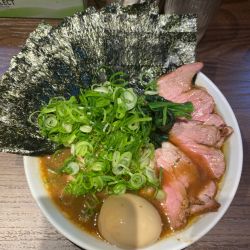 輝道家特製ラーメン