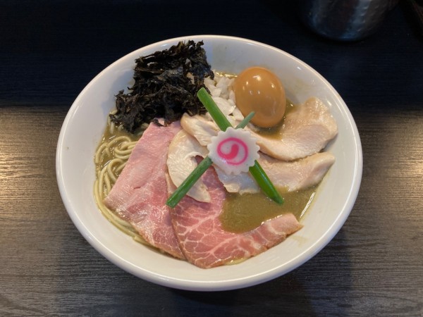 「特製濃厚」@中華そば いづるの写真