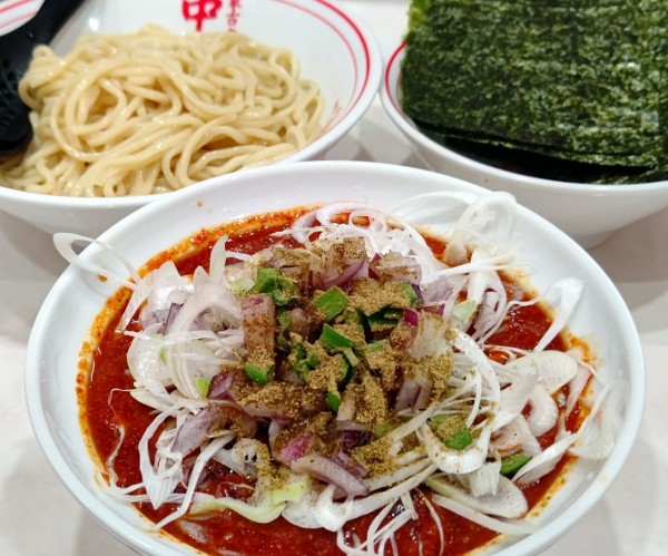「冷し勝浦風トンタン麺」@蒙古タンメン 中本 千葉店の写真