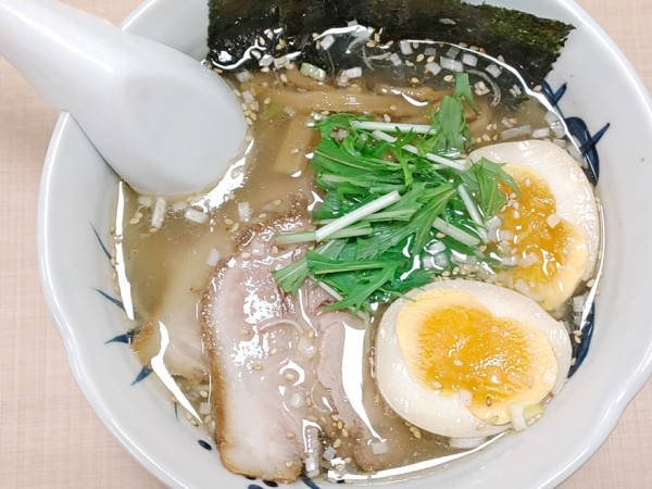 「特製しおらーめん」@与ろゐ屋の写真