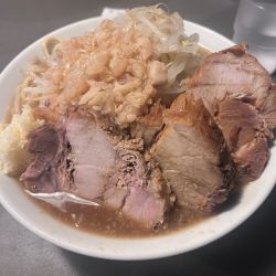 ラーメン　豚3枚　ニンニク　ヤサイ　アブラ