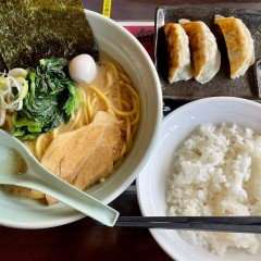 横濱家系ラーメン 祭家の画像