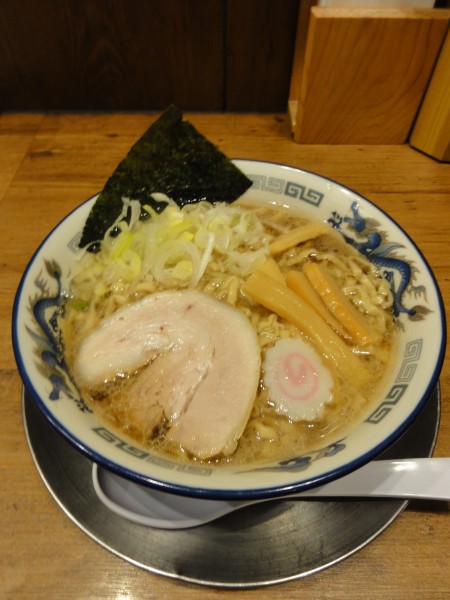 「ラーメン並690円」@舎鈴 ビーンズ武蔵浦和店の写真