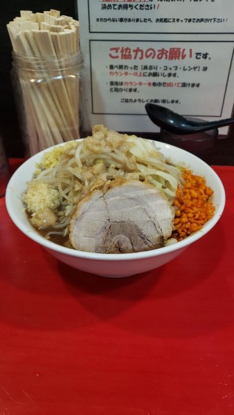 「ラーメン(小)+生姜」@鷹の目 大宮店の写真