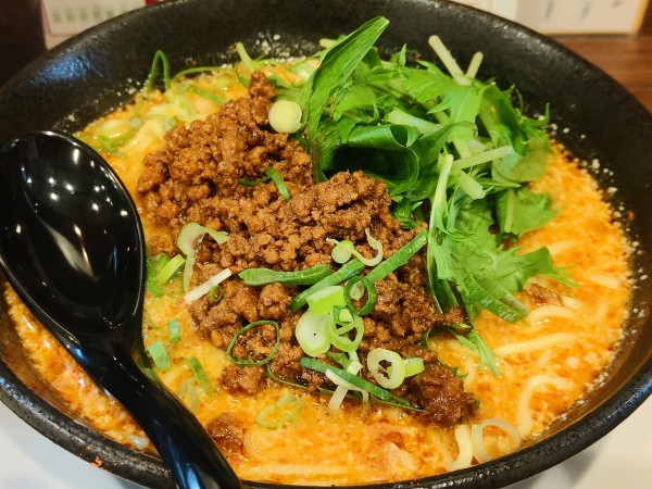 「四川担々麺」@四川担々麺 金満軒の写真