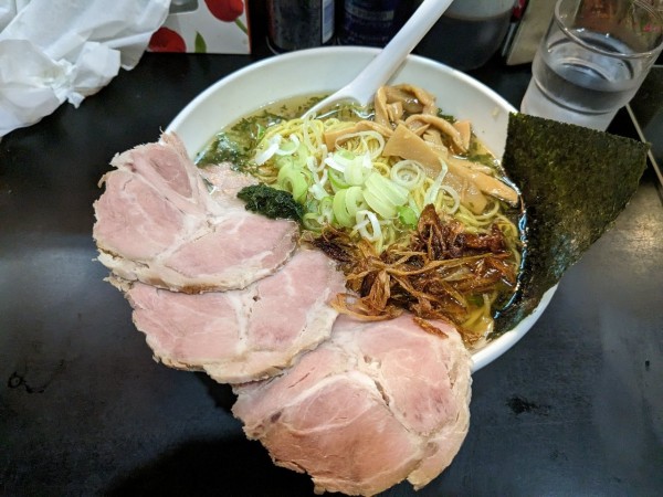 「チソウ中華 紫蘇塩1200円 チャーシュー2枚200円」@一条流がんこ総本家分家四谷荒木町の写真