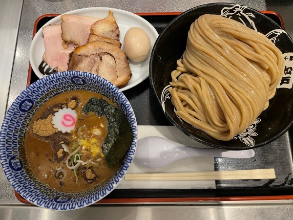 「全部乗せつけ麺」@松戸富田麺絆の写真
