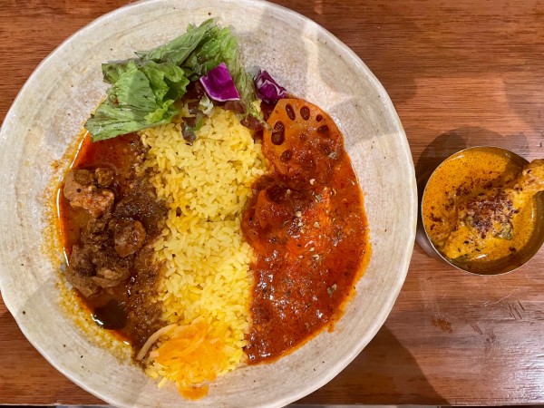 「選べる2種カレー」@spicy curry 魯珈〜ろか〜の写真