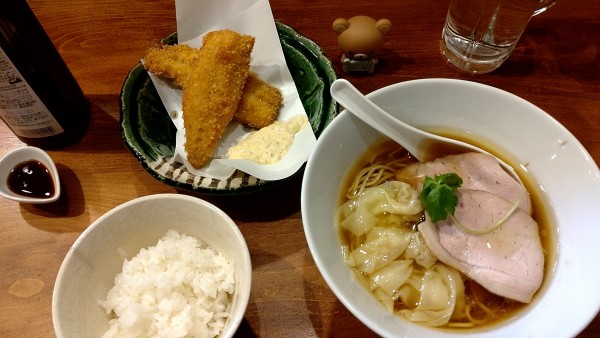 「らーめん+アジフライSET（880円+580円税込）」@肉と魚と酒 和楽の写真