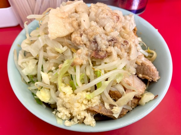 「小ぶた つけ味冷や汁なし」@ラーメン二郎 中山駅前店の写真