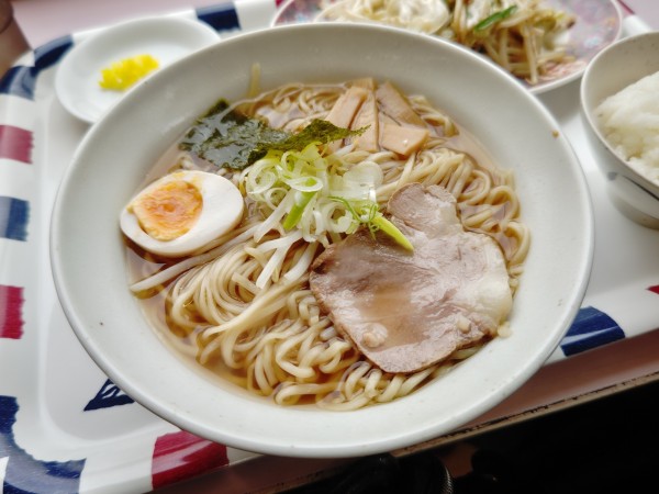 「Ｃセット９００円ラーメン、野菜炒め．ライス」@麺創屋の写真
