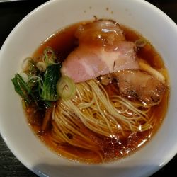 まる重らーめん<醤油>
