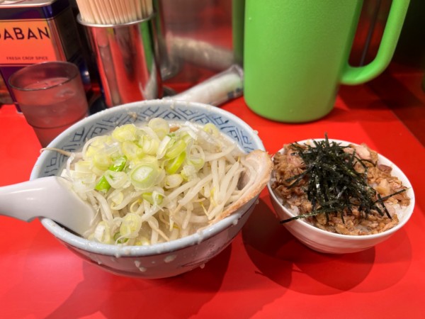 「ミニらーめん（しお）＋ミニ丼」@らーめん弁慶 新小岩店の写真